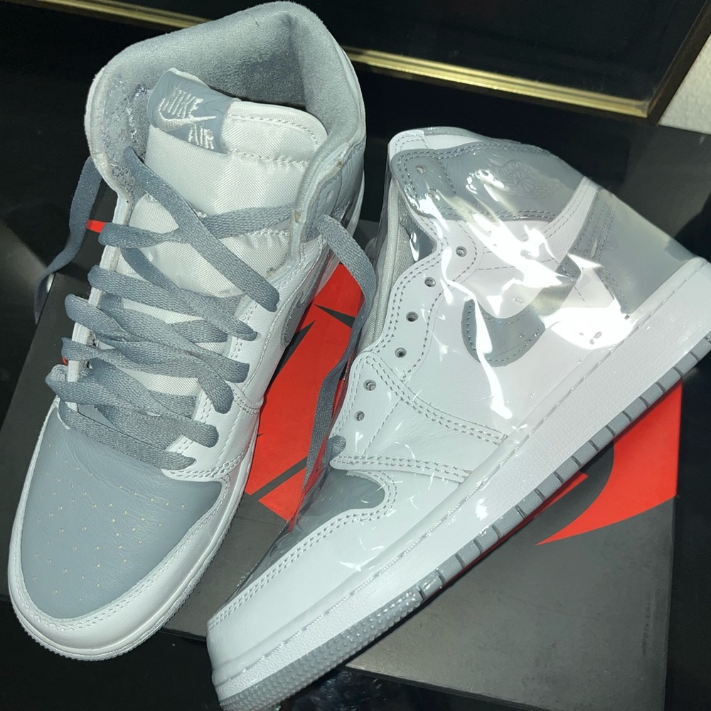 JORDANS 1s